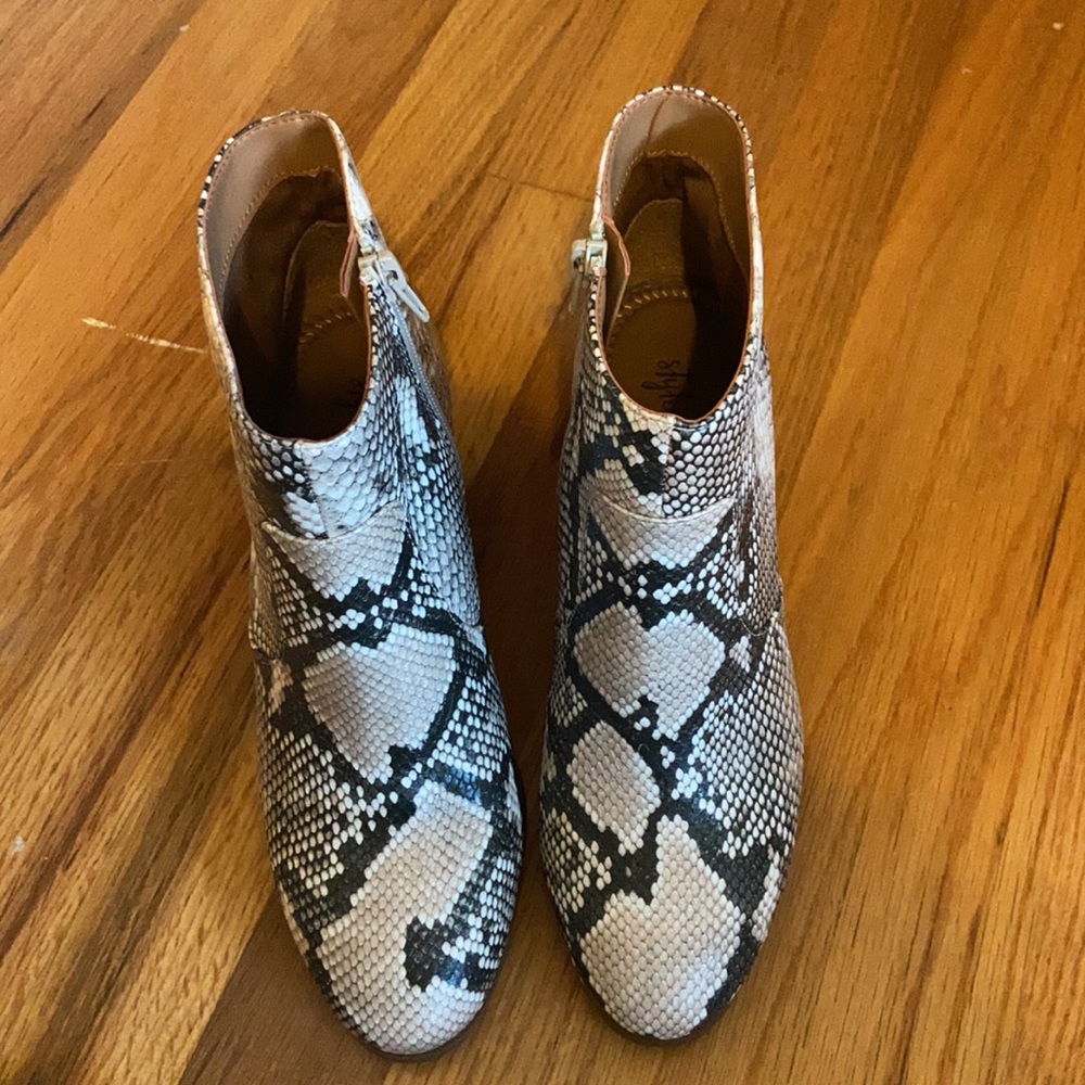Snakeskin print booties